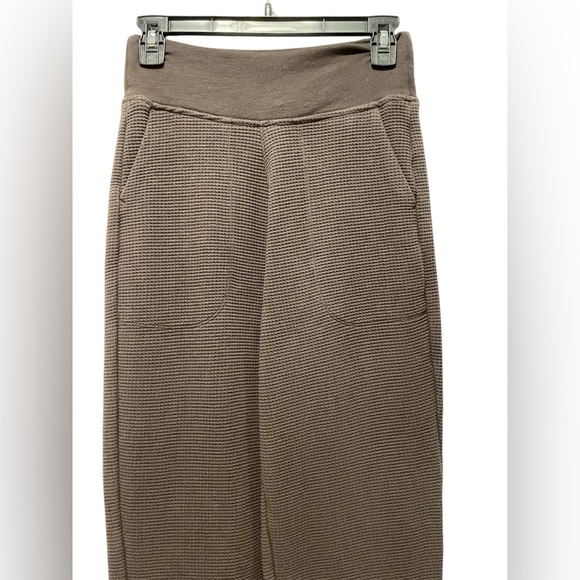 Athleta waffle  High rise jogger size XS - Picture 2 of 3